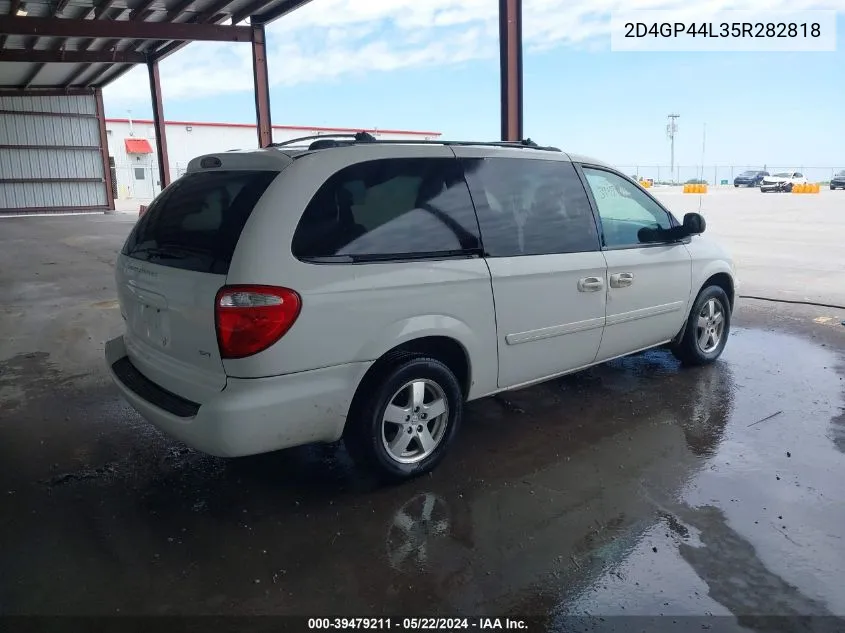 2005 Dodge Grand Caravan Sxt VIN: 2D4GP44L35R282818 Lot: 39479211