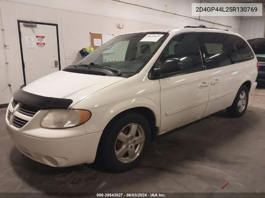 2005 Dodge Grand Caravan Sxt VIN: 2D4GP44L25R130769 Lot: 39543827