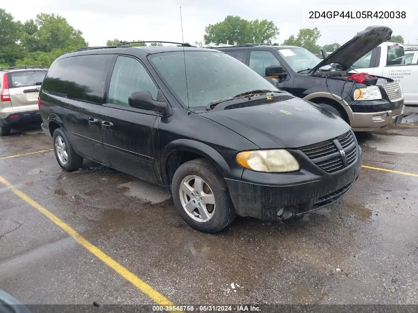 2D4GP44L05R420038 2005 Dodge Grand Caravan Sxt