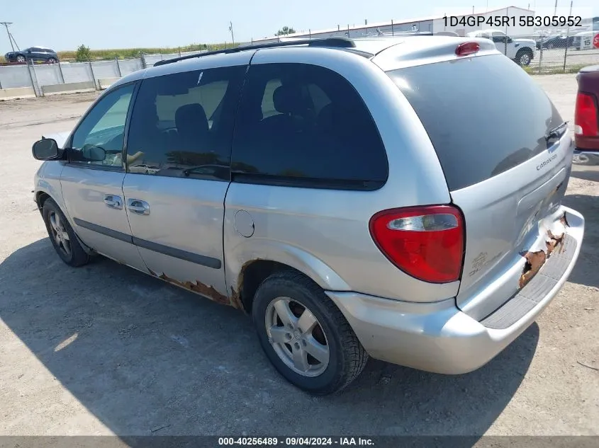 2005 Dodge Caravan Sxt VIN: 1D4GP45R15B305952 Lot: 40256489