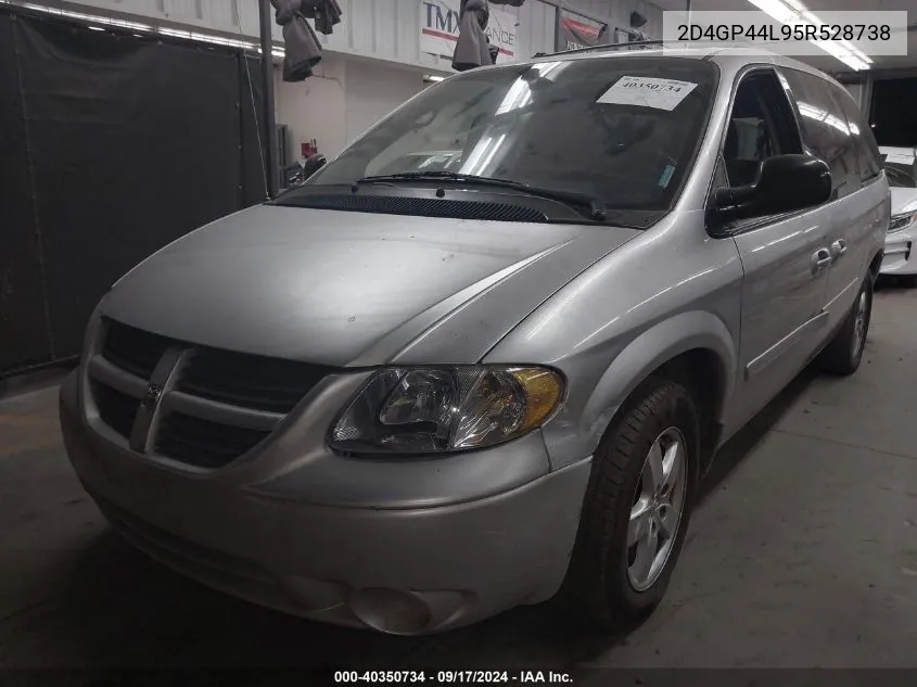 2005 Dodge Grand Caravan Sxt VIN: 2D4GP44L95R528738 Lot: 40350734