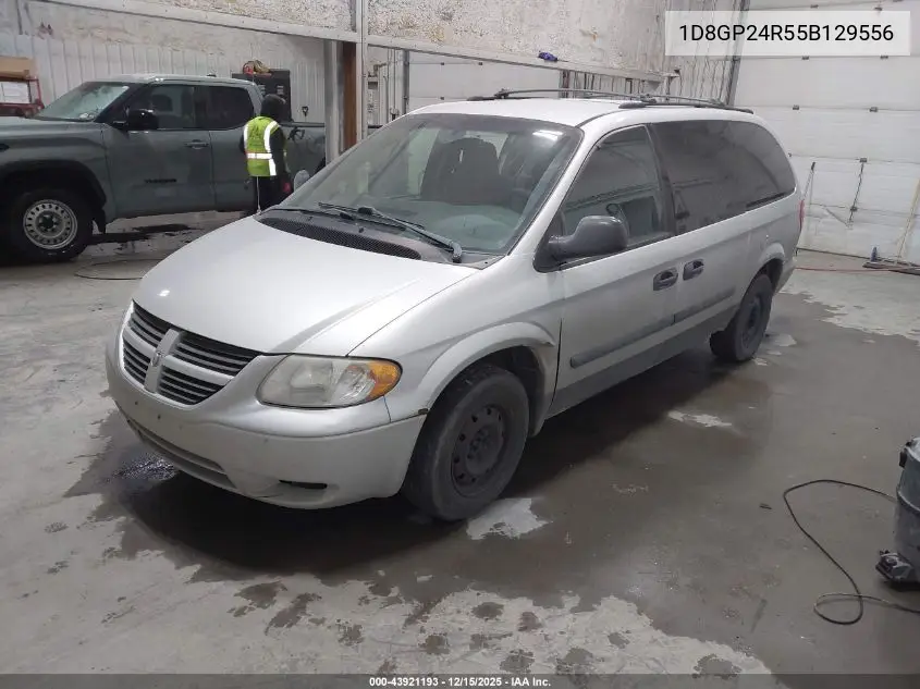 1D8GP24R55B129556 2005 Dodge Grand Caravan Se