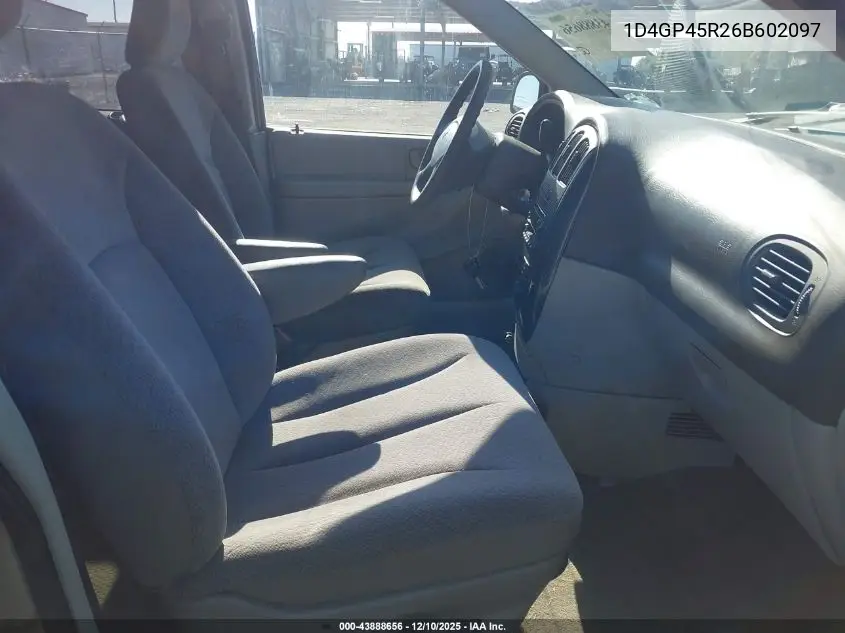 1D4GP45R26B602097 2006 Dodge Caravan Sxt