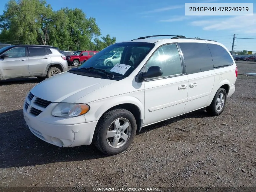 2007 Dodge Grand Caravan Sxt VIN: 2D4GP44L47R240919 Lot: 39426136