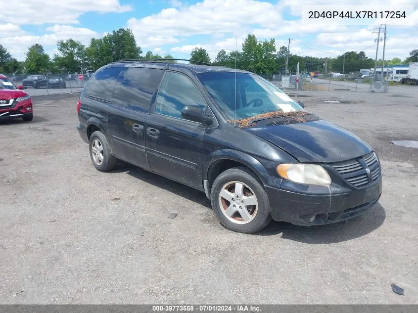 2007 Dodge Grand Caravan Sxt VIN: 2D4GP44LX7R117254 Lot: 39773558