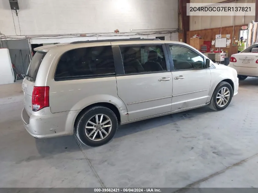 2C4RDGCG7ER137821 2014 Dodge Grand Caravan Sxt