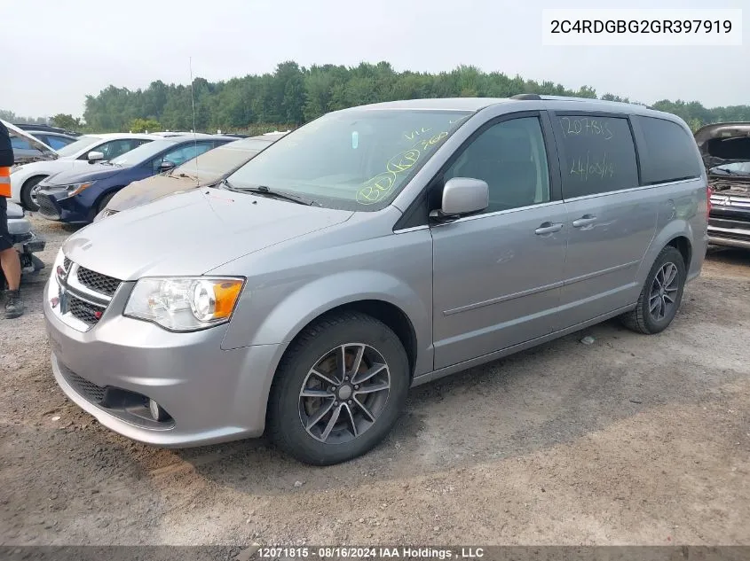 2C4RDGBG2GR397919 2016 Dodge Grand Caravan Se/Sxt