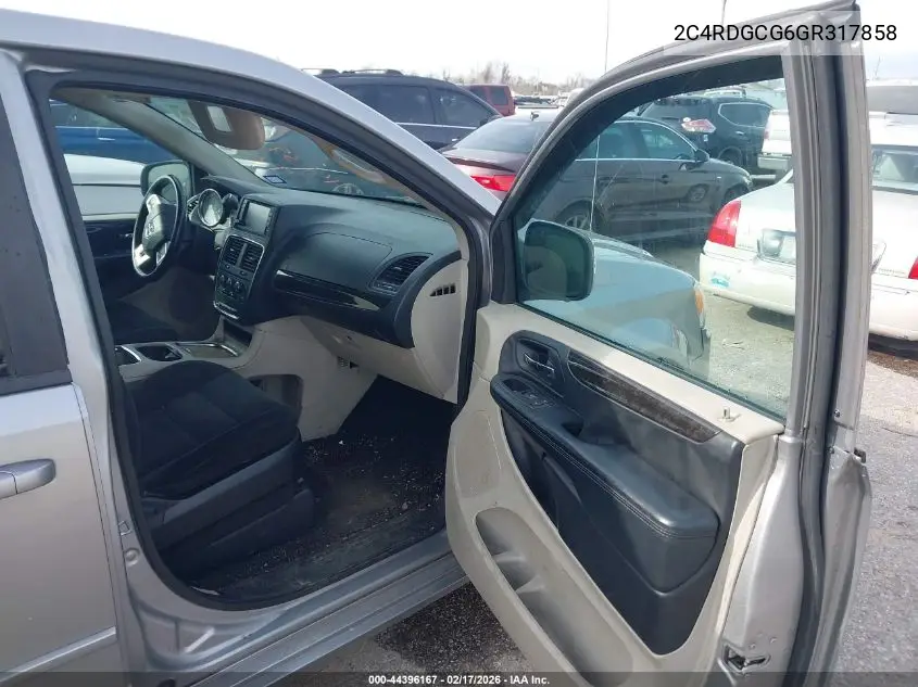 2C4RDGCG6GR317858 2016 Dodge Grand Caravan Sxt