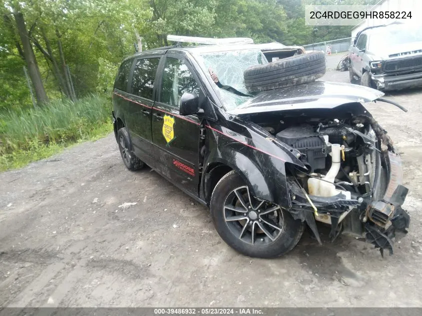 2C4RDGEG9HR858224 2017 Dodge Grand Caravan Gt