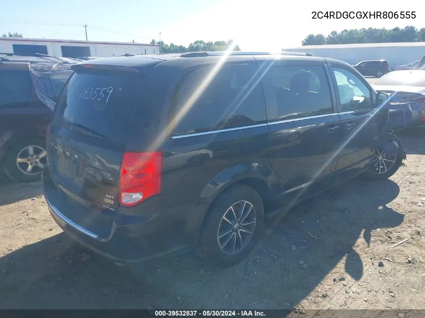 2C4RDGCGXHR806555 2017 Dodge Grand Caravan Sxt