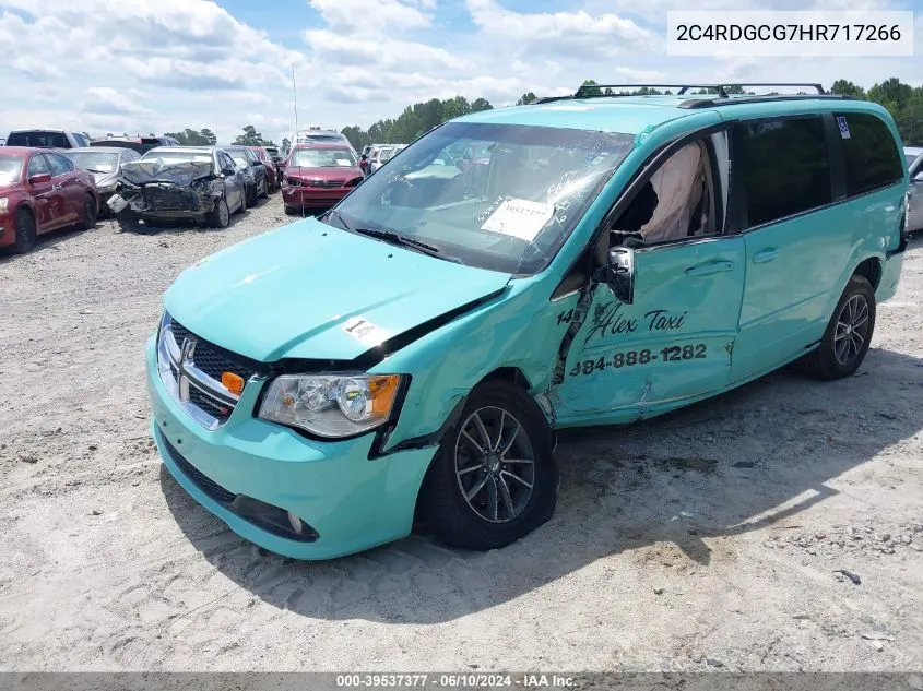 2C4RDGCG7HR717266 2017 Dodge Grand Caravan Sxt