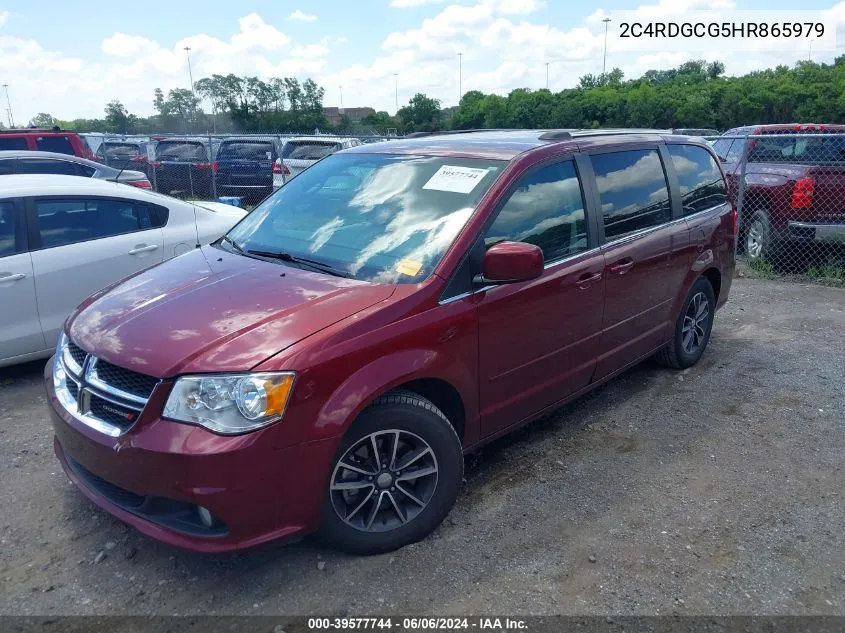 2C4RDGCG5HR865979 2017 Dodge Grand Caravan Sxt