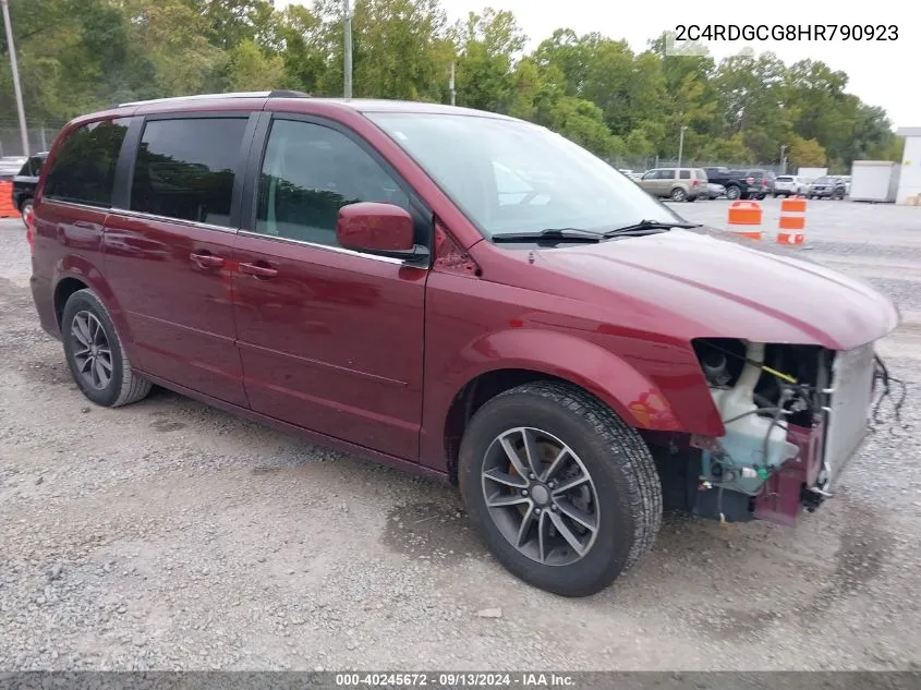 2017 Dodge Grand Caravan Sxt VIN: 2C4RDGCG8HR790923 Lot: 40245672