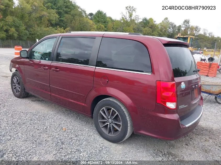 2C4RDGCG8HR790923 2017 Dodge Grand Caravan Sxt