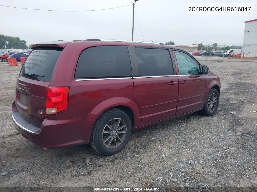 2C4RDGCG4HR616847 2017 Dodge Grand Caravan Sxt