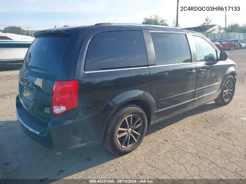 2C4RDGCG3HR617133 2017 Dodge Grand Caravan Sxt