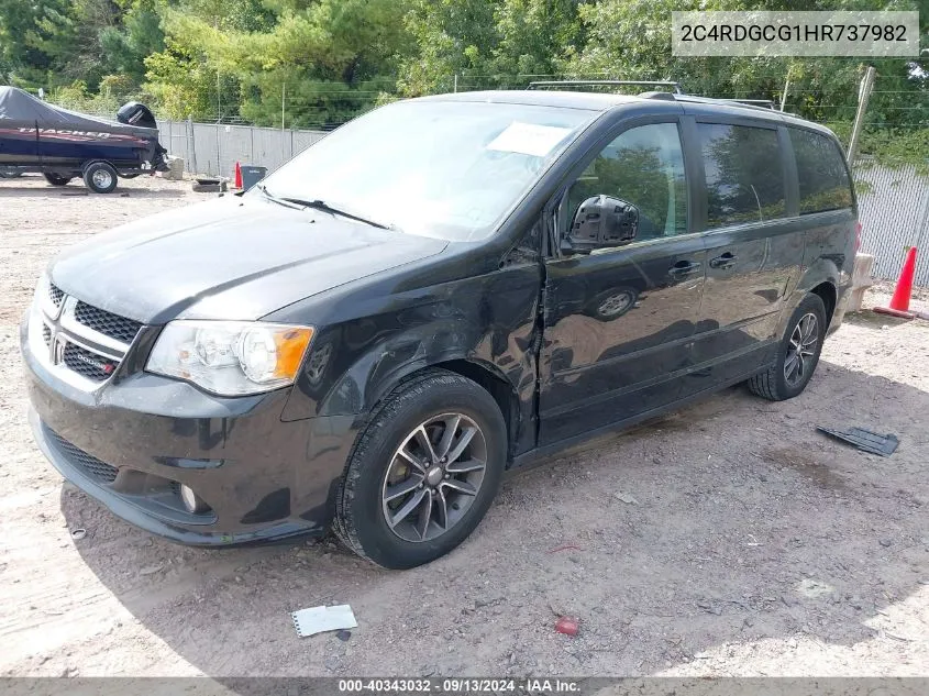 2C4RDGCG1HR737982 2017 Dodge Grand Caravan Sxt