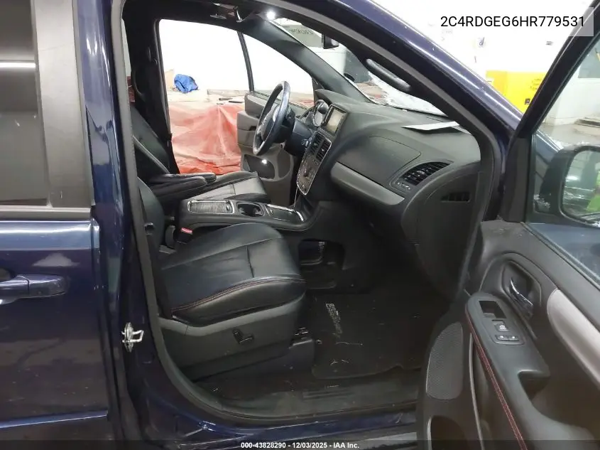 2C4RDGEG6HR779531 2017 Dodge Grand Caravan Gt