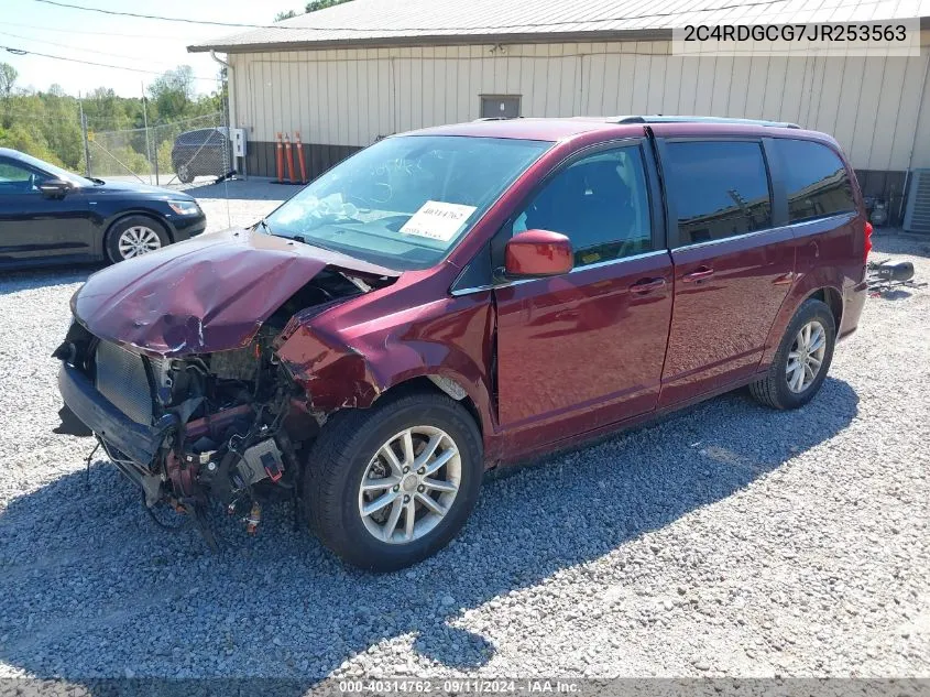 2C4RDGCG7JR253563 2018 Dodge Grand Caravan Sxt