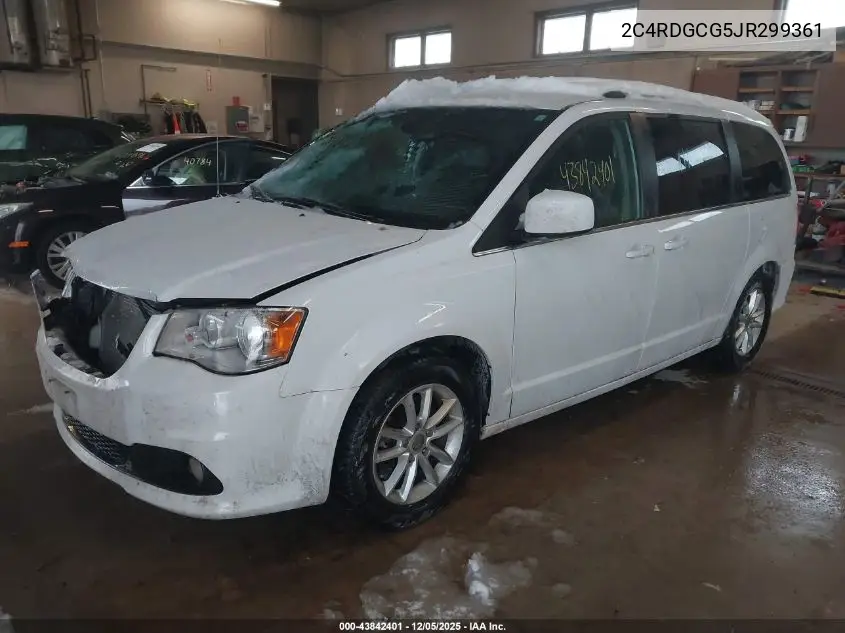 2C4RDGCG5JR299361 2018 Dodge Grand Caravan Sxt
