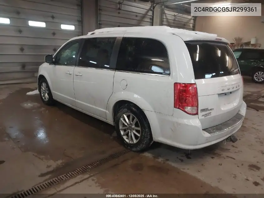 2C4RDGCG5JR299361 2018 Dodge Grand Caravan Sxt
