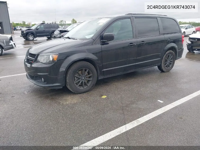 2C4RDGEG1KR743074 2019 Dodge Grand Caravan Gt