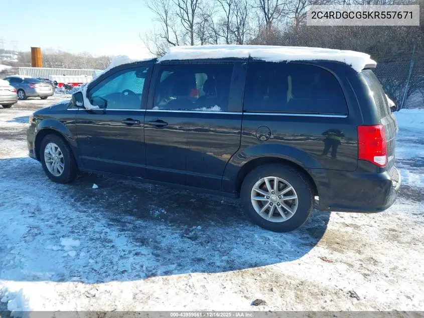 2C4RDGCG5KR557671 2019 Dodge Grand Caravan Sxt