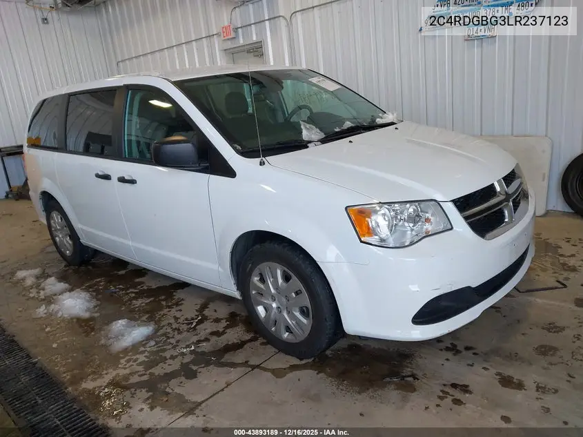 2C4RDGBG3LR237123 2020 Dodge Grand Caravan Se