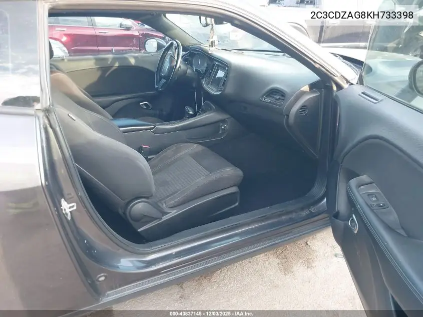 2C3CDZAG8KH733398 2019 Dodge Challenger Sxt