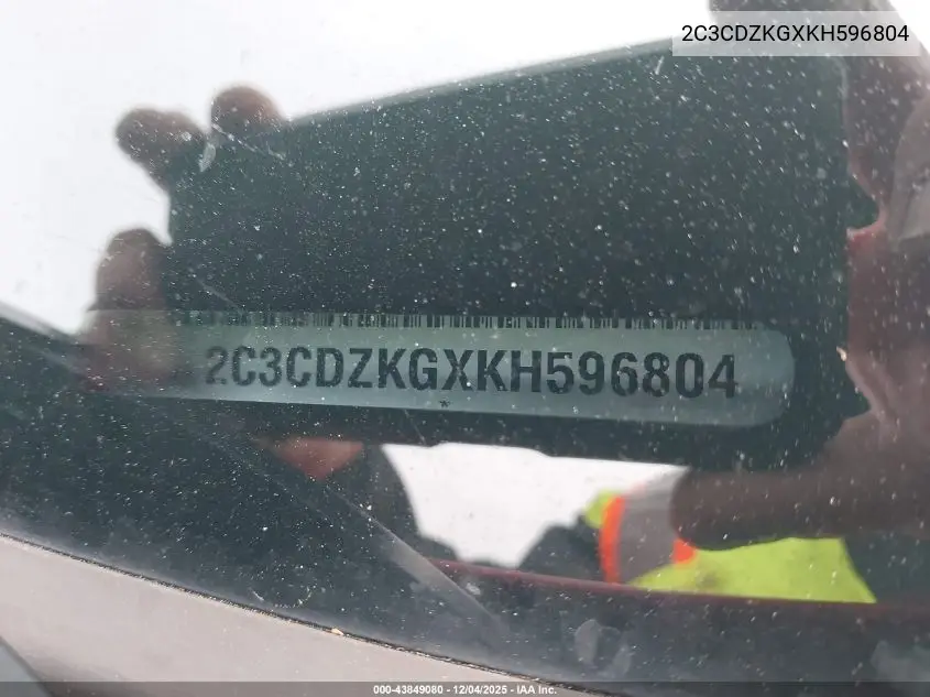 2C3CDZKGXKH596804 2019 Dodge Challenger Gt Awd
