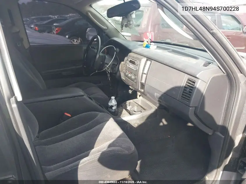 1D7HL48N94S700228 2004 Dodge Dakota Slt