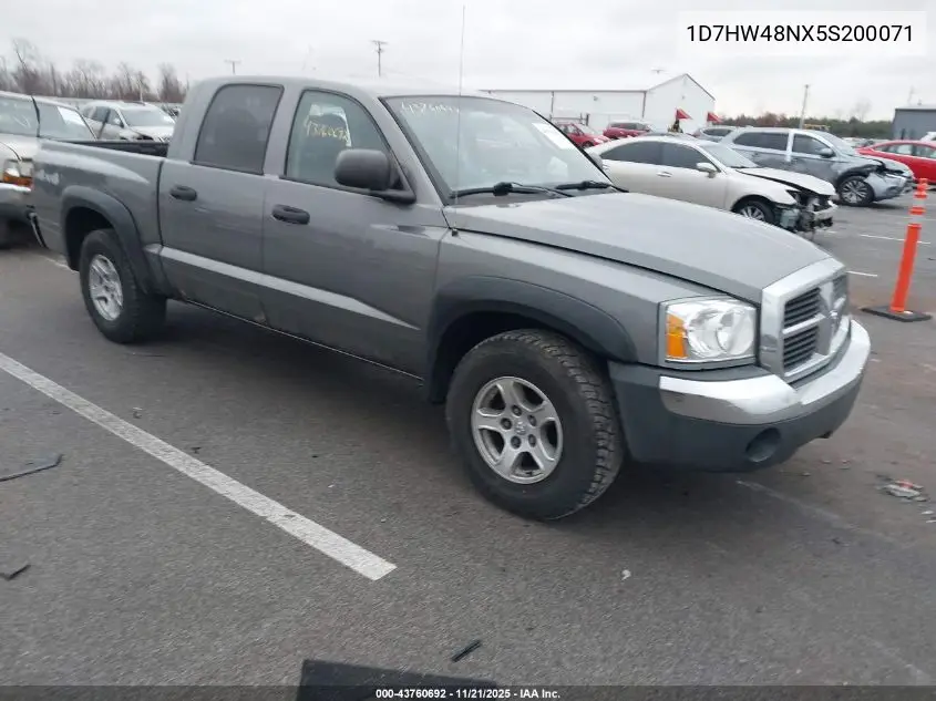 1D7HW48NX5S200071 2005 Dodge Dakota Slt