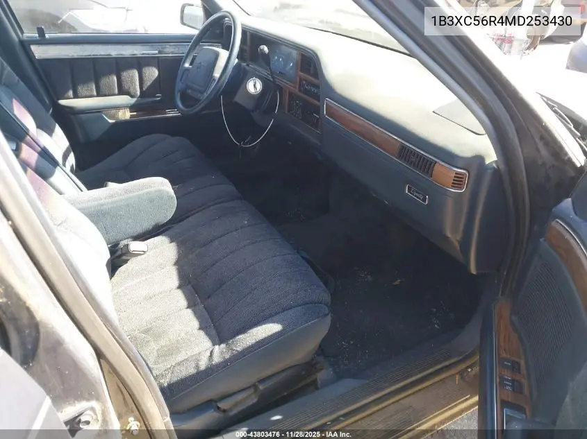 1B3XC56R4MD253430 1991 Dodge Dynasty Le