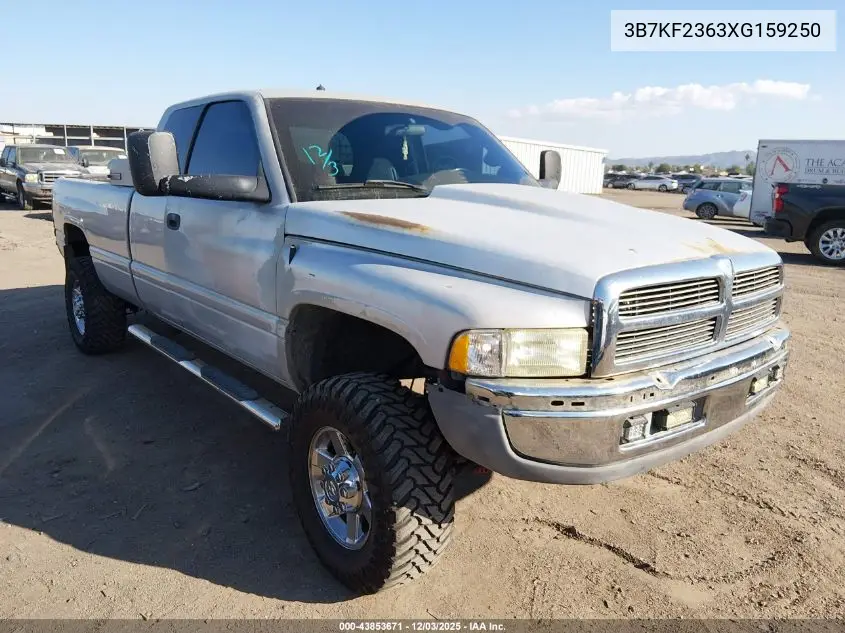 3B7KF2363XG159250 1999 Dodge Ram 2500 St