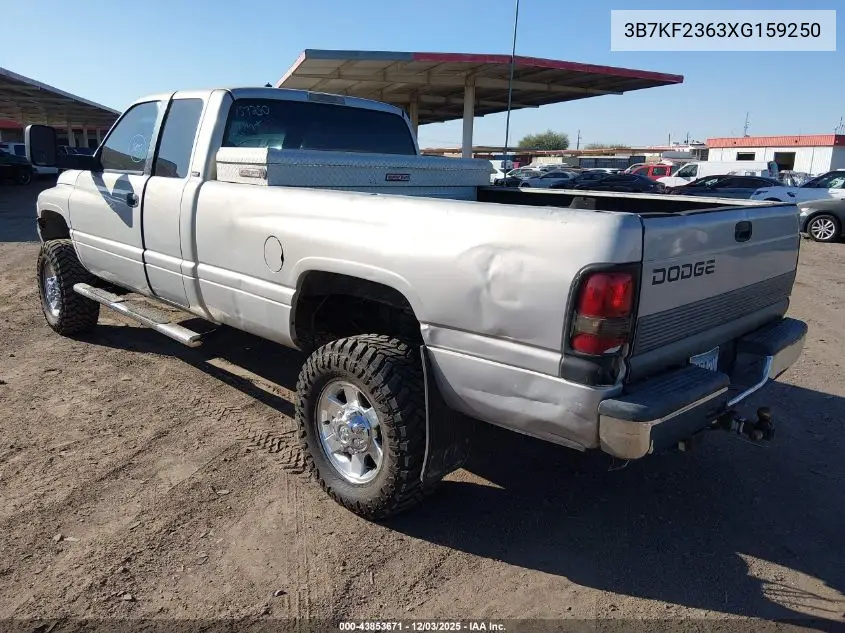 3B7KF2363XG159250 1999 Dodge Ram 2500 St