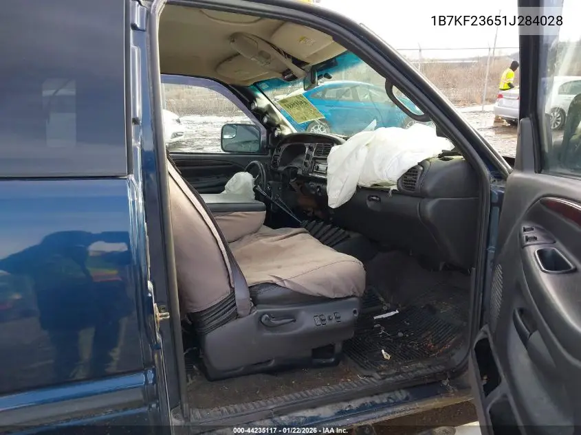 1B7KF23651J284028 2001 Dodge Ram 2500 St