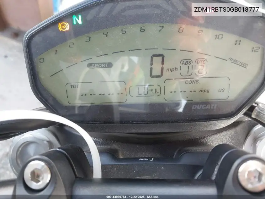 2016 Ducati Monster 821 VIN: ZDM1RBTS0GB018777 Lot: 43989784