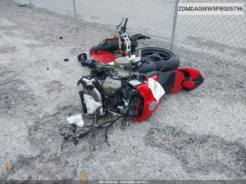 2023 Ducati Panigale V4S VIN: ZDMDAGWW5PB005796 Lot: 43838158