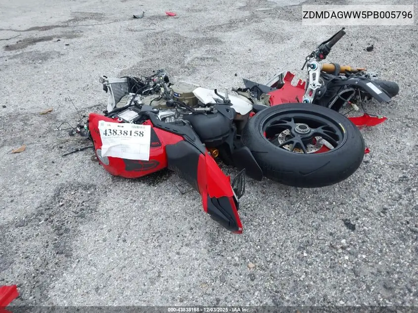 2023 Ducati Panigale V4S VIN: ZDMDAGWW5PB005796 Lot: 43838158