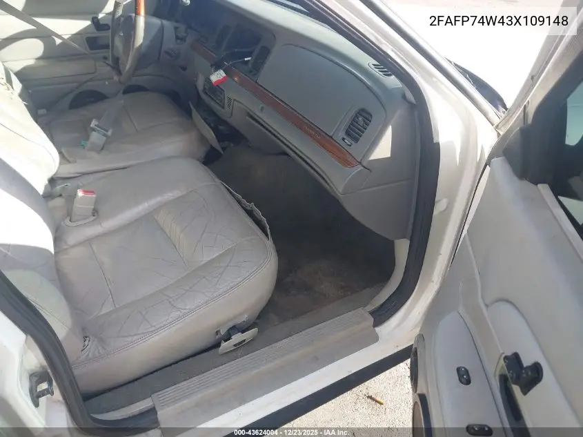 2FAFP74W43X109148 2003 Ford Crown Victoria Lx