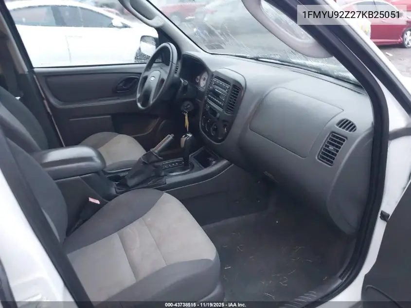 1FMYU92Z27KB25051 2007 Ford Escape Xls/Xls Manual