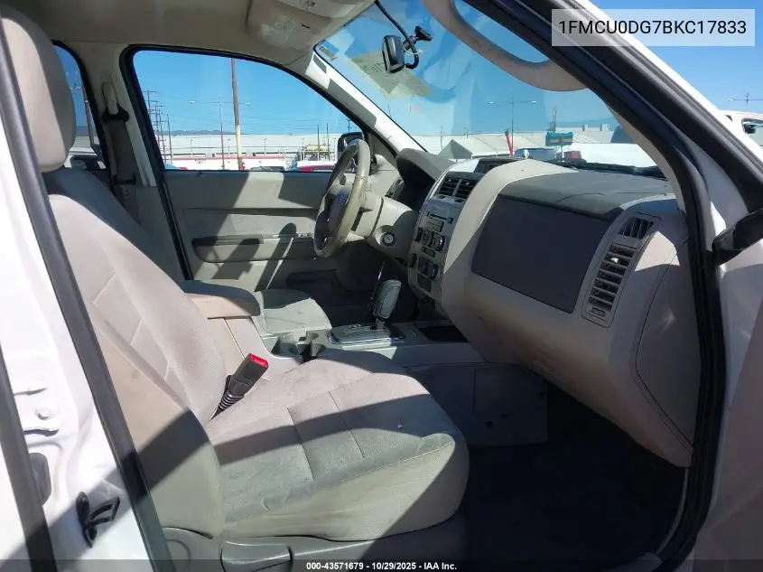 1FMCU0DG7BKC17833 2011 Ford Escape Xlt