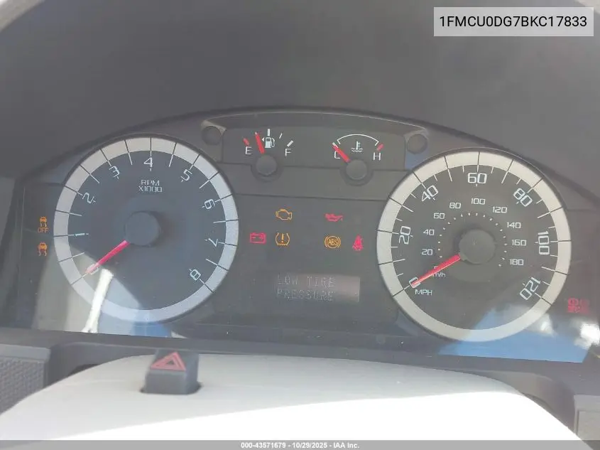 1FMCU0DG7BKC17833 2011 Ford Escape Xlt