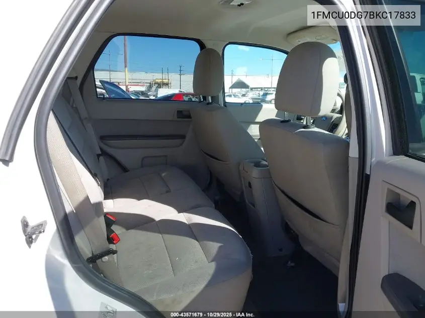 1FMCU0DG7BKC17833 2011 Ford Escape Xlt