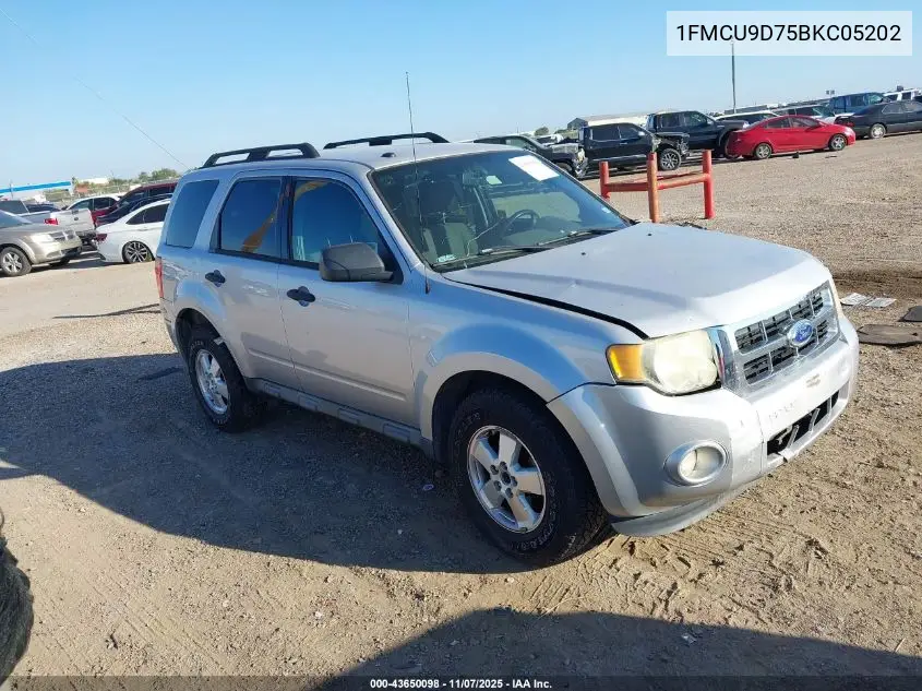 1FMCU9D75BKC05202 2011 Ford Escape Xlt