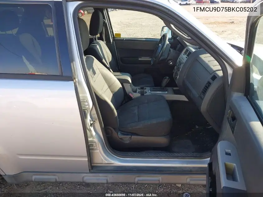 1FMCU9D75BKC05202 2011 Ford Escape Xlt