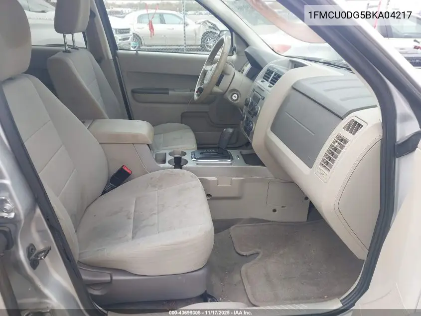 1FMCU0DG5BKA04217 2011 Ford Escape Xlt