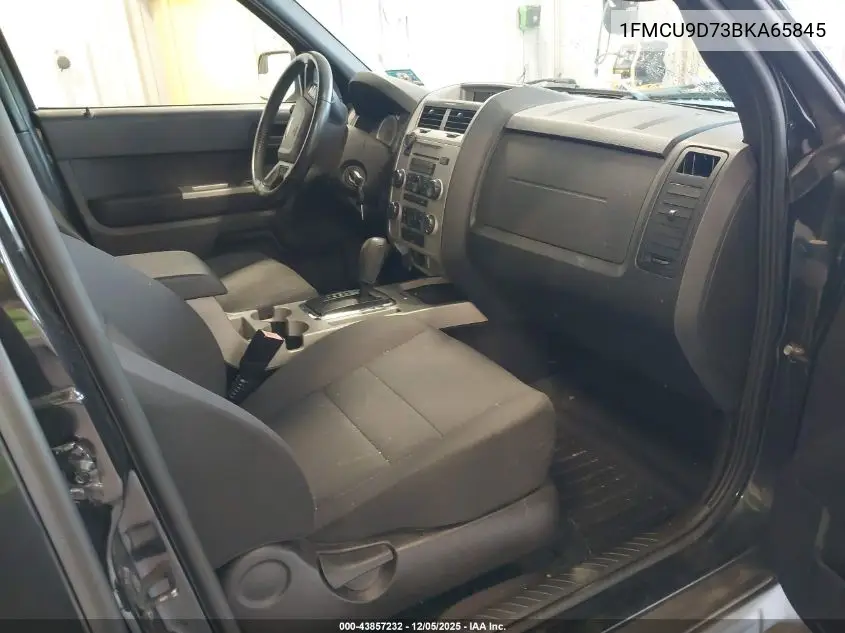 1FMCU9D73BKA65845 2011 Ford Escape Xlt