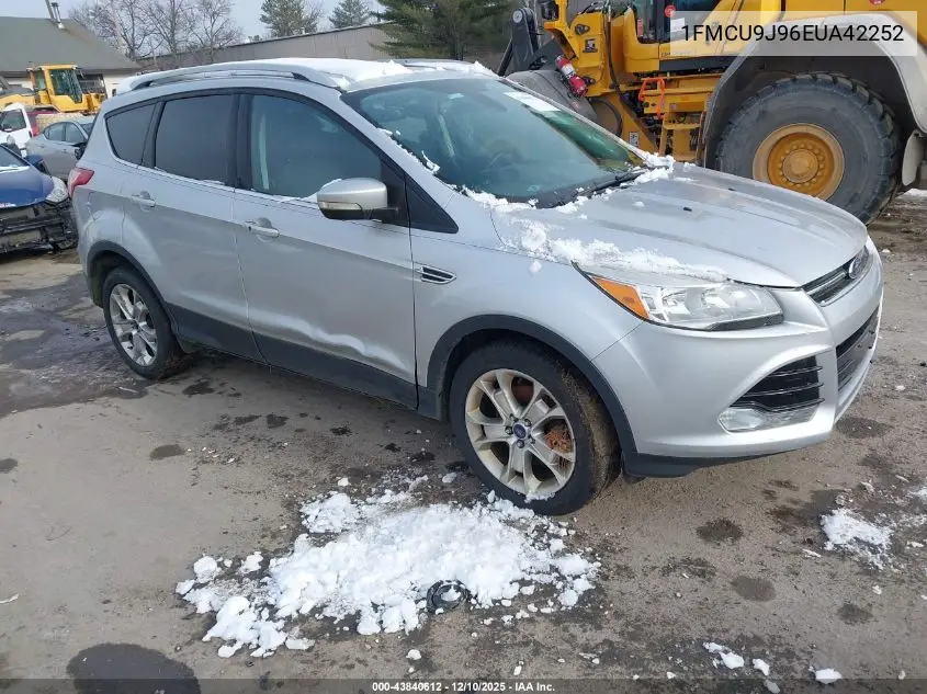 1FMCU9J96EUA42252 2014 Ford Escape Titanium