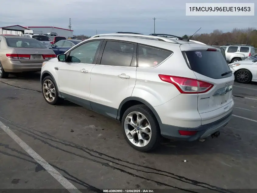 1FMCU9J96EUE19453 2014 Ford Escape Titanium
